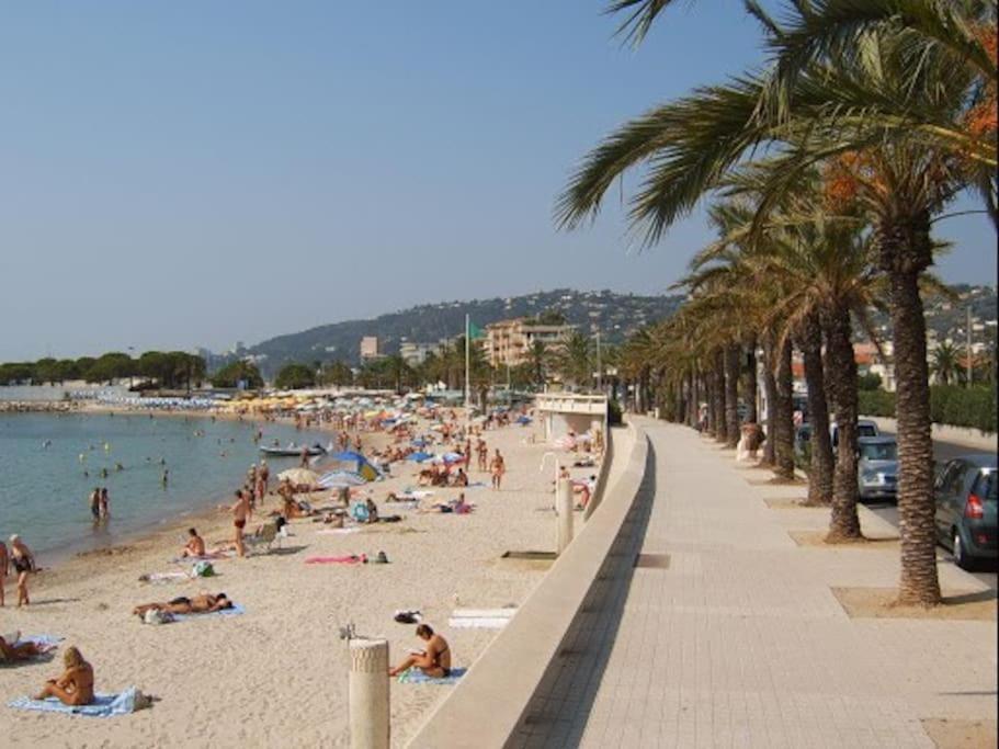 Port Azur Apartment Валорис Екстериор снимка