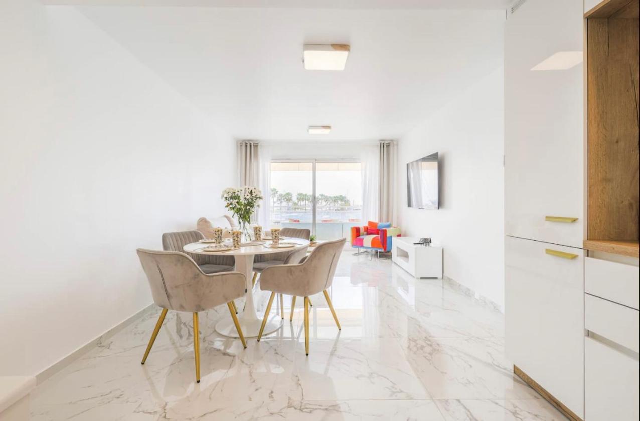 Port Azur Apartment Валорис Екстериор снимка