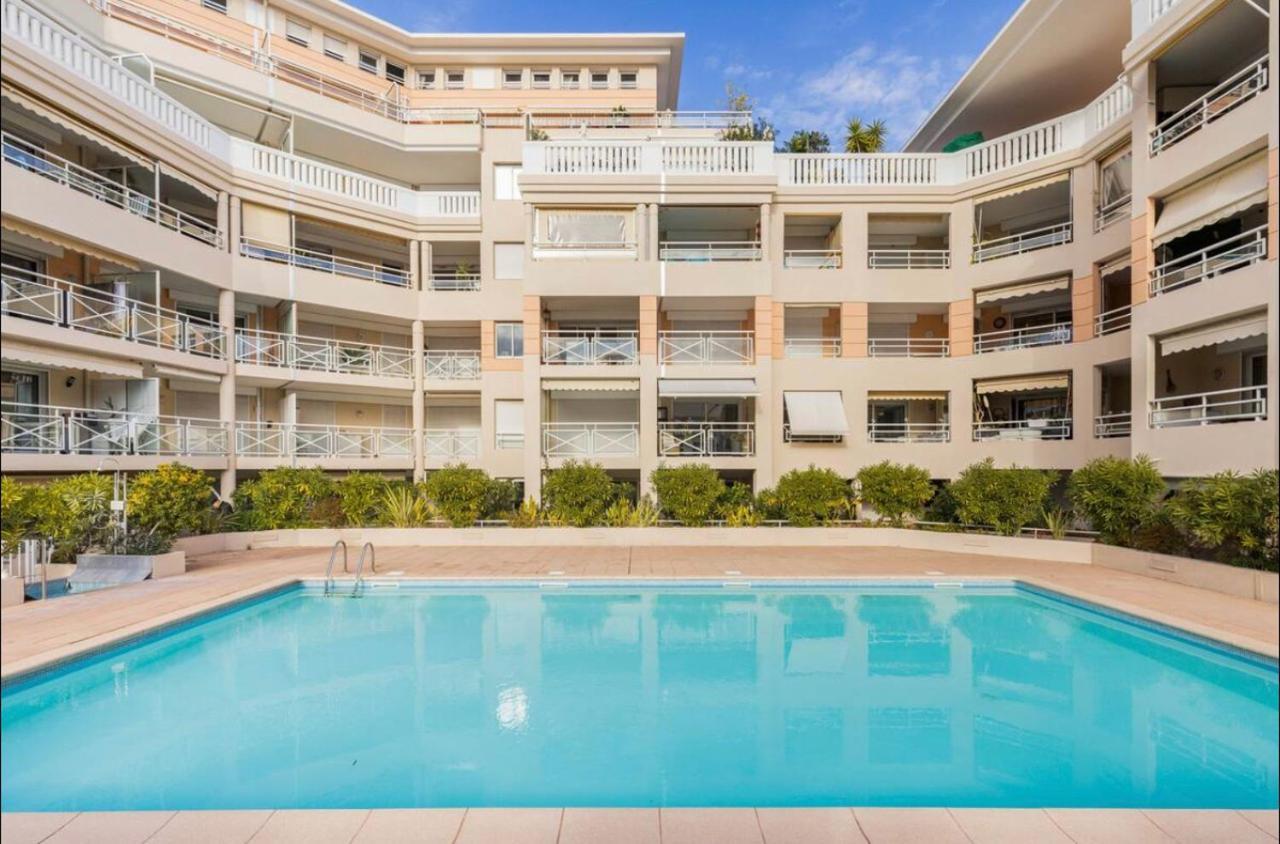 Port Azur Apartment Валорис Екстериор снимка