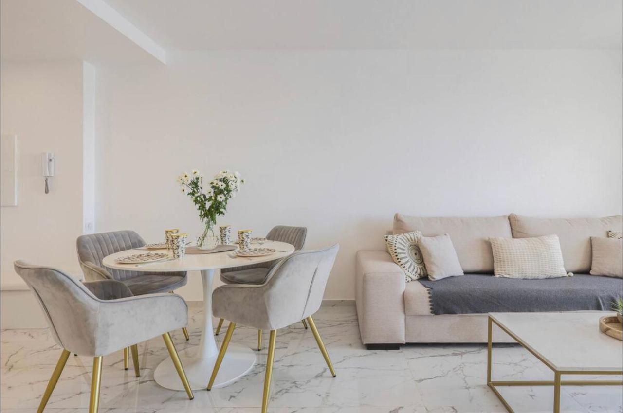 Port Azur Apartment Валорис Екстериор снимка